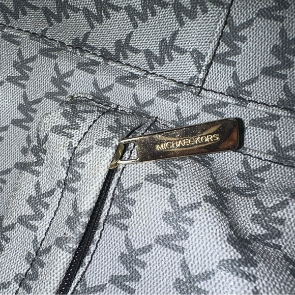 MK Backpack - Picture 7 of 7